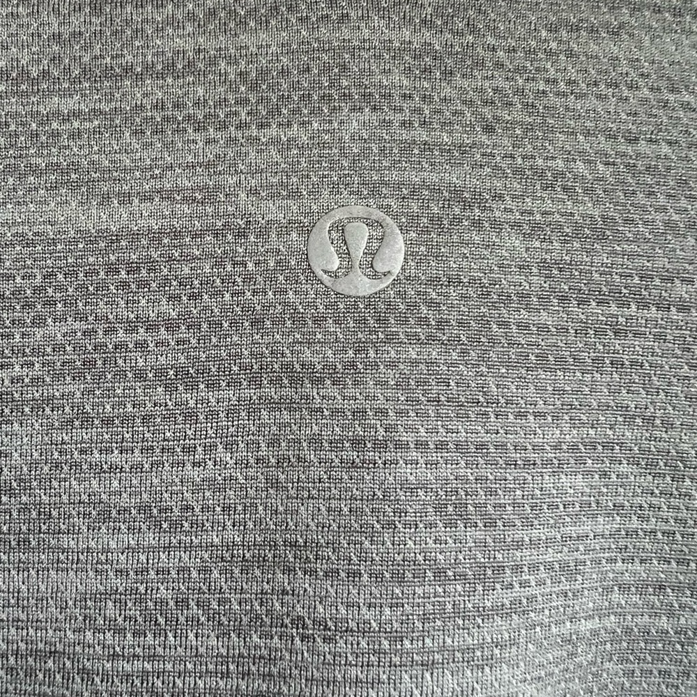 Lululemon gray t-shirt yoga sport GET OUTSIDE GET SWATY Sz L -XL - Picture 3 of 7